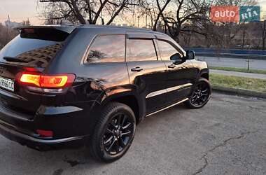Внедорожник / Кроссовер Jeep Grand Cherokee 2017 в Киеве