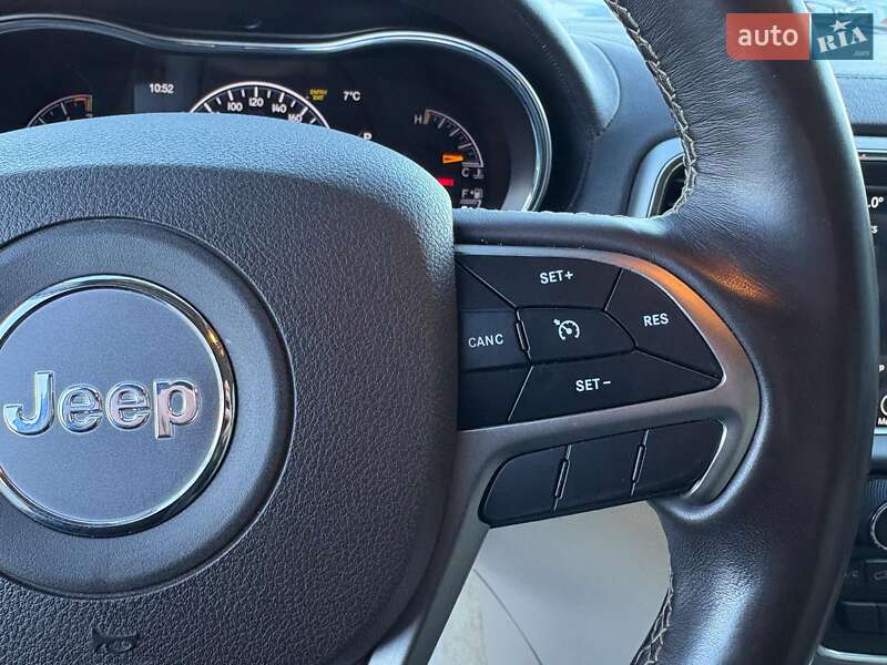 Позашляховик / Кросовер Jeep Grand Cherokee 2018 в Львові фото 28 Позашляховик / Кросовер Jeep Grand Cherokee 2018 в Львові