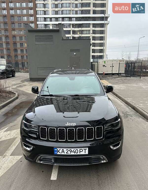 Jeep Grand Cherokee 2021