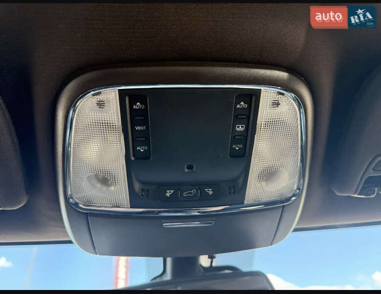 Внедорожник / Кроссовер Jeep Grand Cherokee 2013 в Одессе