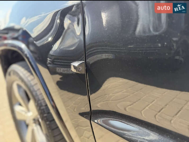 Внедорожник / Кроссовер Jeep Grand Cherokee 2013 в Одессе