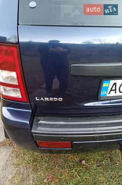 Внедорожник / Кроссовер Jeep Grand Cherokee 2006 в Ужгороде