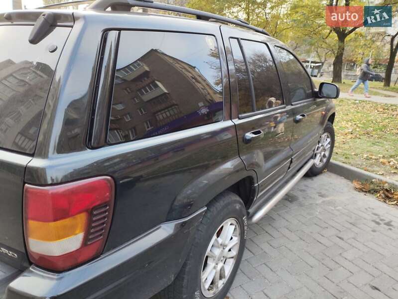 Внедорожник / Кроссовер Jeep Grand Cherokee 2004 в Запорожье