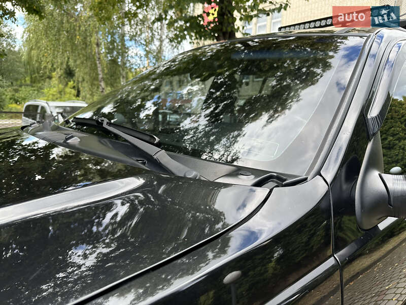 Внедорожник / Кроссовер Jeep Grand Cherokee 2004 в Луцке