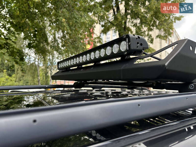 Внедорожник / Кроссовер Jeep Grand Cherokee 2004 в Луцке