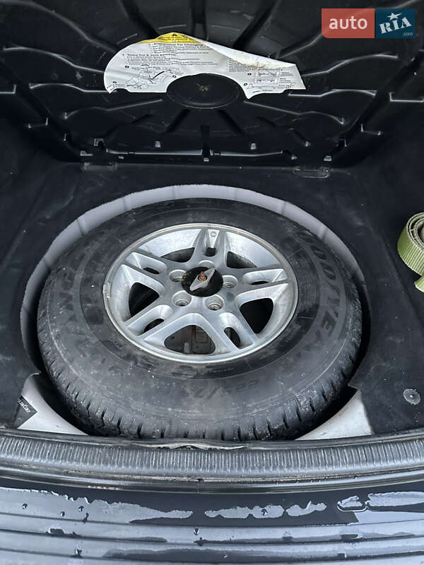 Позашляховик / Кросовер Jeep Grand Cherokee 2002 в Володимирці