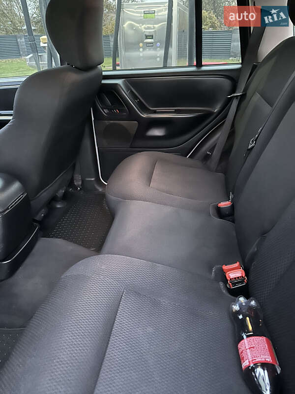 Позашляховик / Кросовер Jeep Grand Cherokee 2002 в Володимирці