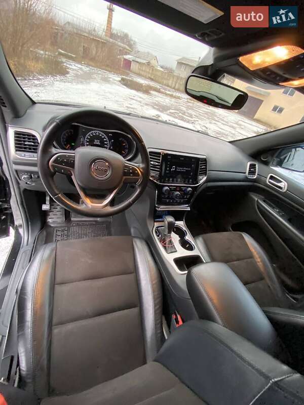 Внедорожник / Кроссовер Jeep Grand Cherokee 2020 в Глухове