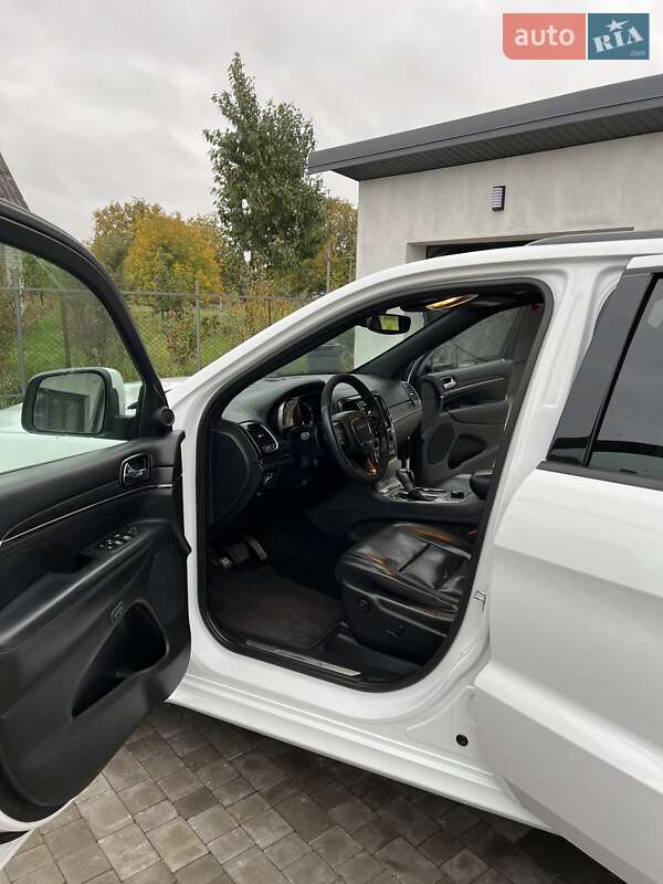 Внедорожник / Кроссовер Jeep Grand Cherokee 2020 в Луцке