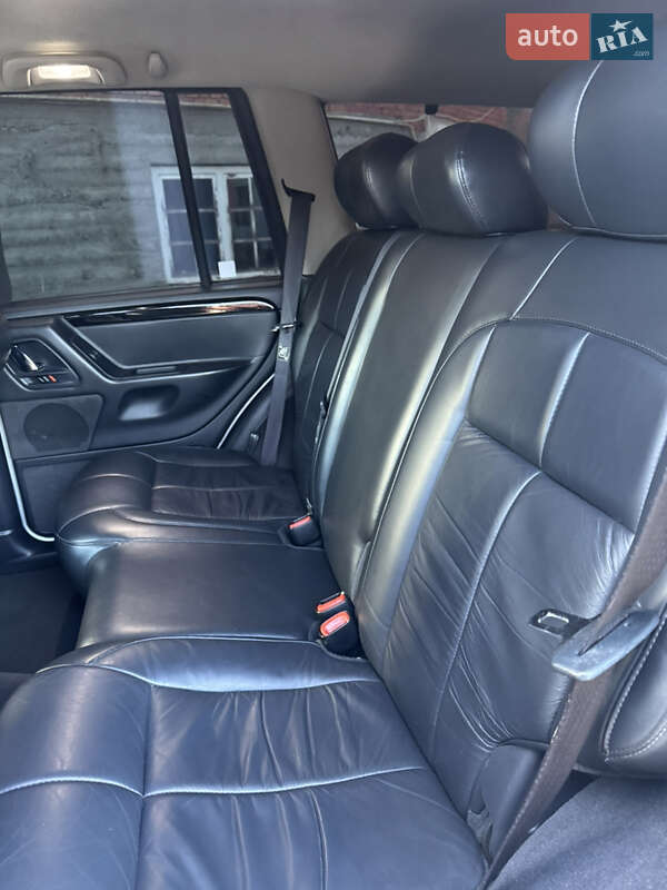 Позашляховик / Кросовер Jeep Grand Cherokee 2004 в Мукачевому фото 36 Позашляховик / Кросовер Jeep Grand Cherokee 2004 в Мукачевому