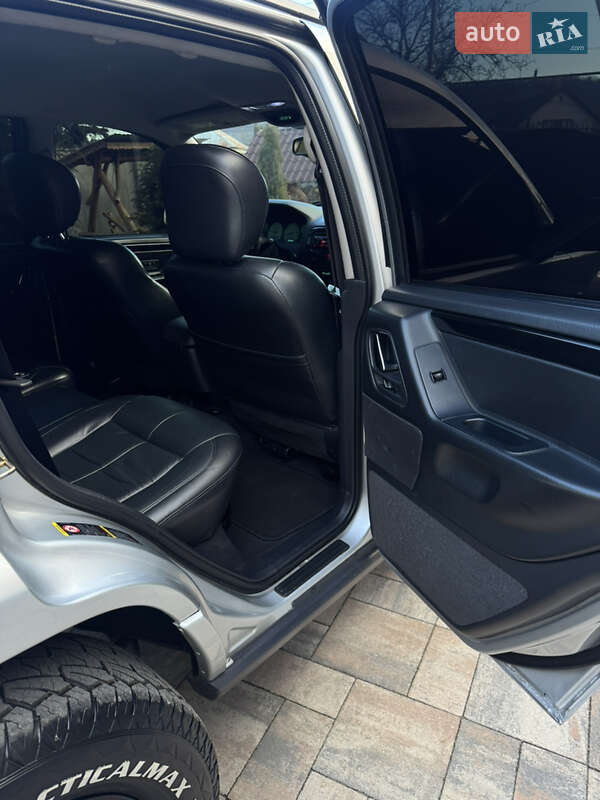 Позашляховик / Кросовер Jeep Grand Cherokee 2004 в Мукачевому фото 38 Позашляховик / Кросовер Jeep Grand Cherokee 2004 в Мукачевому