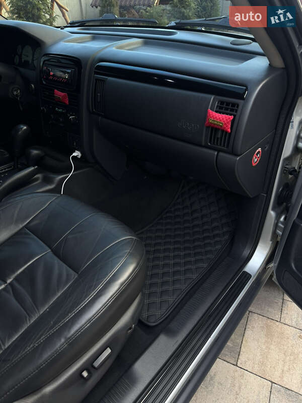 Позашляховик / Кросовер Jeep Grand Cherokee 2004 в Мукачевому фото 42 Позашляховик / Кросовер Jeep Grand Cherokee 2004 в Мукачевому