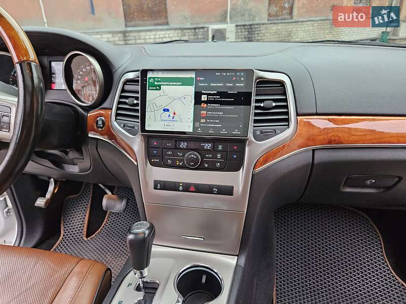 Внедорожник / Кроссовер Jeep Grand Cherokee 2012 в Киеве