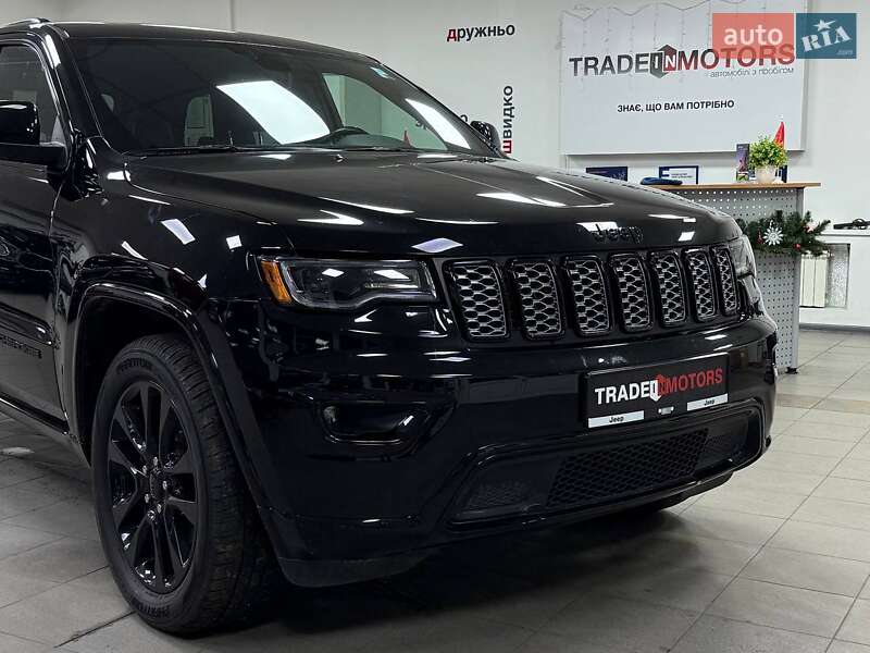 Внедорожник / Кроссовер Jeep Grand Cherokee 2020 в Киеве