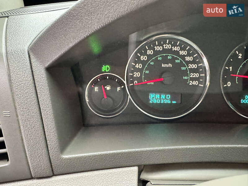 Внедорожник / Кроссовер Jeep Grand Cherokee 2006 в Киверцах фото 9 Внедорожник / Кроссовер Jeep Grand Cherokee 2006 в Киверцах