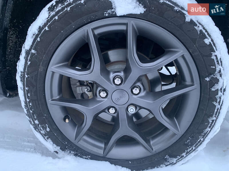 Внедорожник / Кроссовер Jeep Grand Cherokee 2019 в Краматорске фото 10 Внедорожник / Кроссовер Jeep Grand Cherokee 2019 в Краматорске