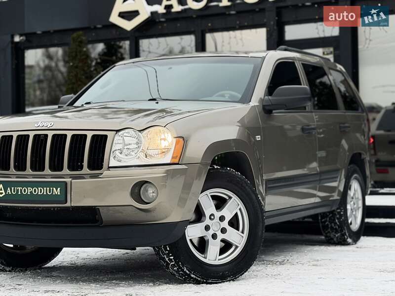 Внедорожник / Кроссовер Jeep Grand Cherokee 2005 в Киеве