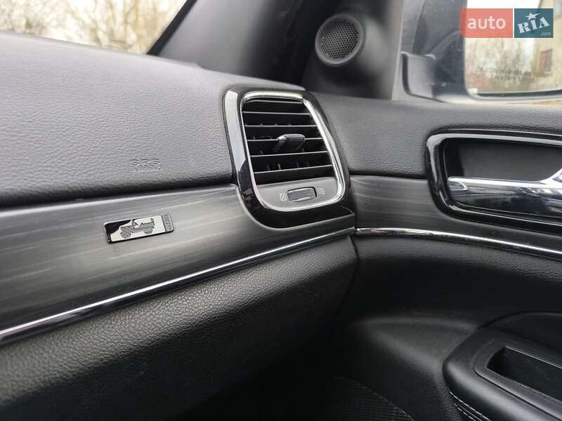Внедорожник / Кроссовер Jeep Grand Cherokee 2020 в Львове фото 34 Внедорожник / Кроссовер Jeep Grand Cherokee 2020 в Львове