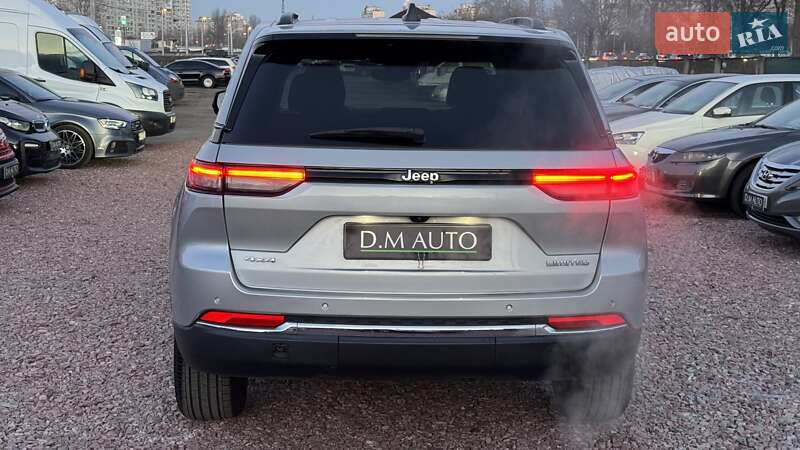 Внедорожник / Кроссовер Jeep Grand Cherokee 2022 в Киеве