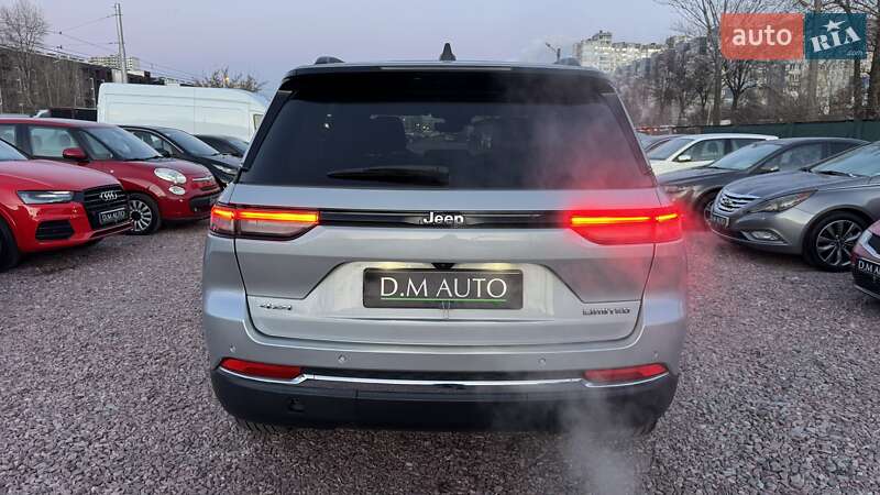 Внедорожник / Кроссовер Jeep Grand Cherokee 2022 в Киеве