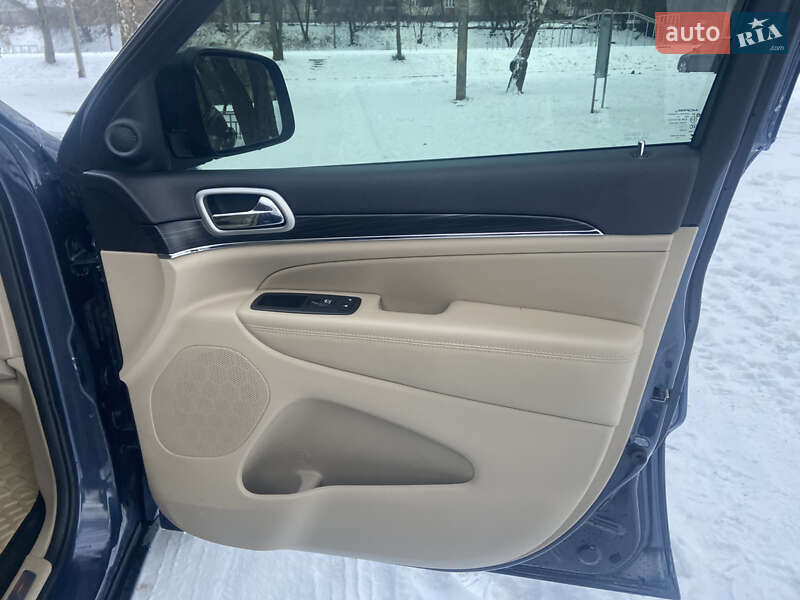 Позашляховик / Кросовер Jeep Grand Cherokee 2019 в Львові фото 25 Позашляховик / Кросовер Jeep Grand Cherokee 2019 в Львові