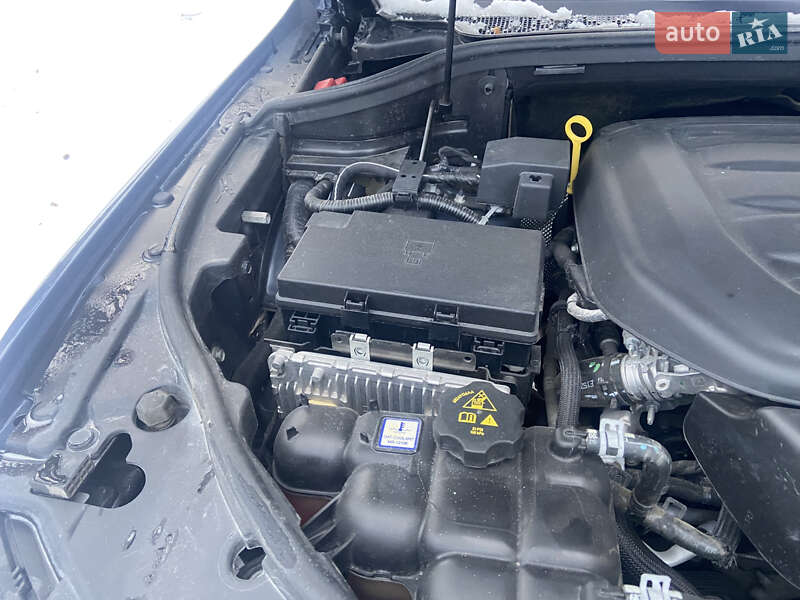 Позашляховик / Кросовер Jeep Grand Cherokee 2019 в Львові фото 29 Позашляховик / Кросовер Jeep Grand Cherokee 2019 в Львові