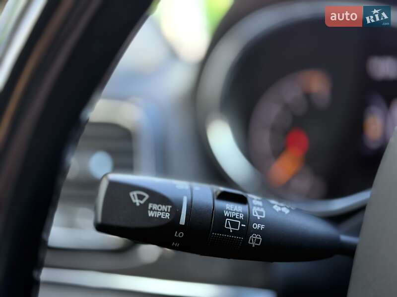 Внедорожник / Кроссовер Jeep Grand Cherokee 2019 в Киеве