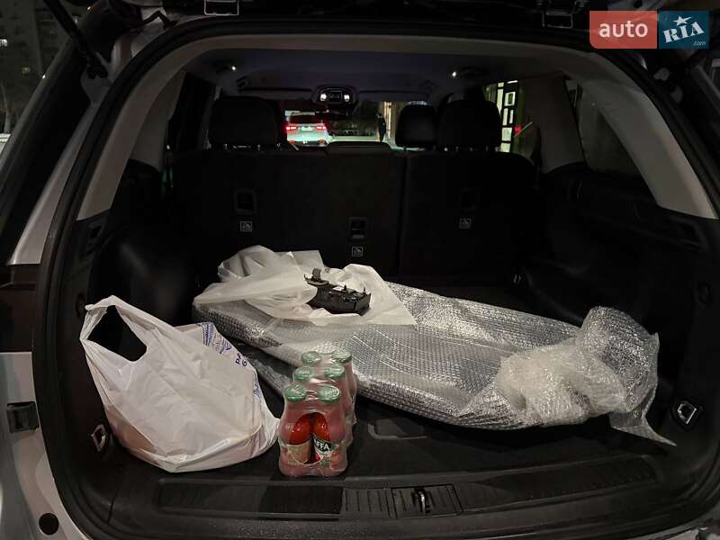 Внедорожник / Кроссовер Jeep Grand Cherokee 2023 в Львове