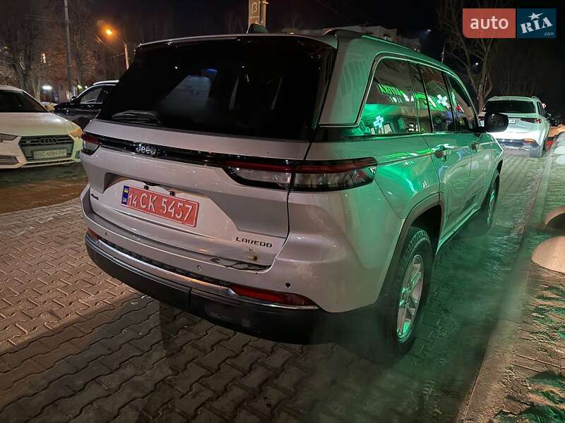 Внедорожник / Кроссовер Jeep Grand Cherokee 2023 в Львове