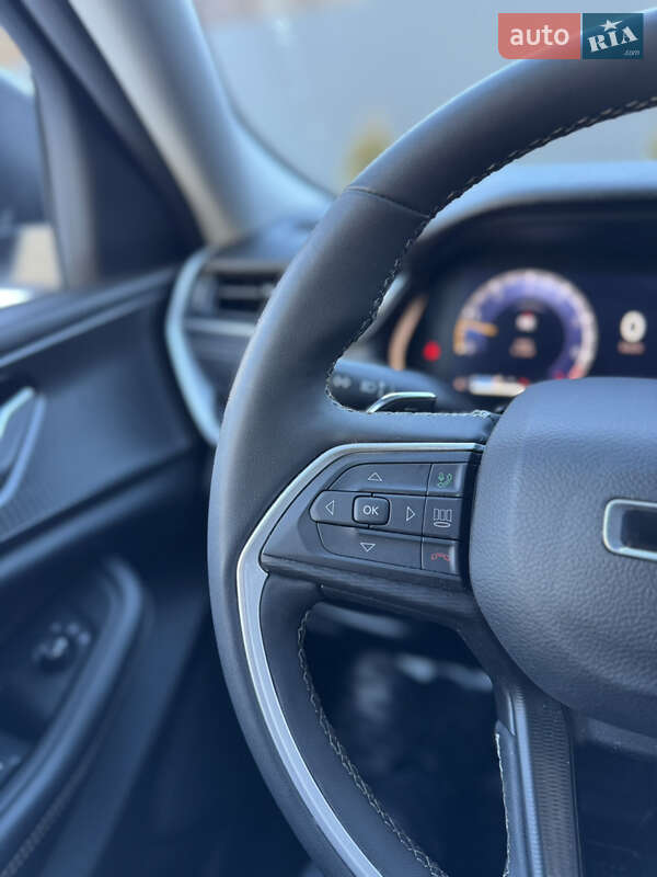 Внедорожник / Кроссовер Jeep Grand Cherokee 2023 в Львове