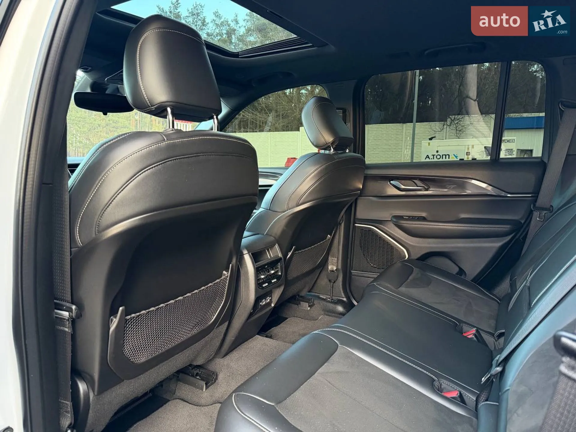 2022 Jeep Grand Cherokee - мініатюра 22