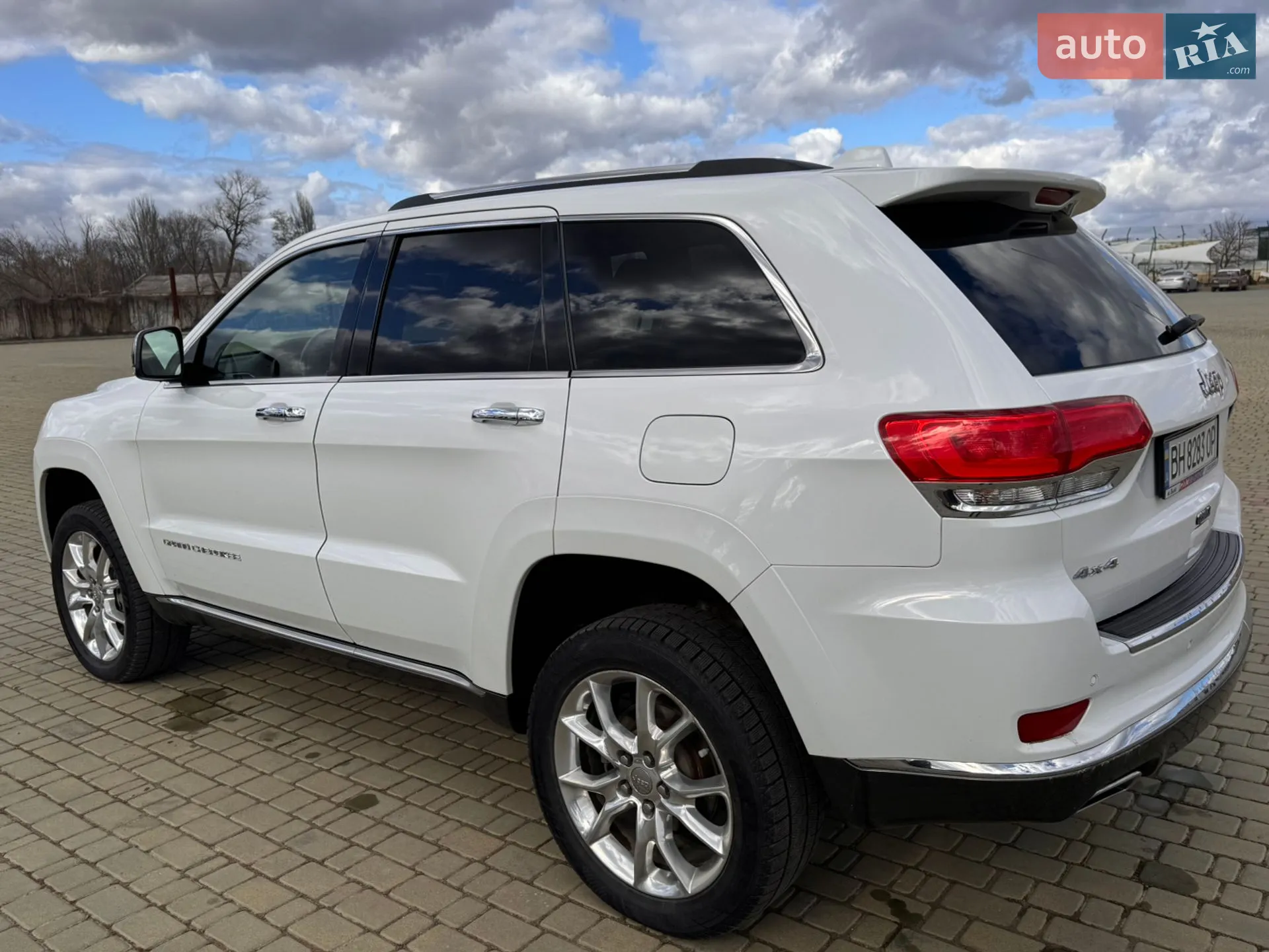 2013 Jeep Grand Cherokee - мініатюра 11