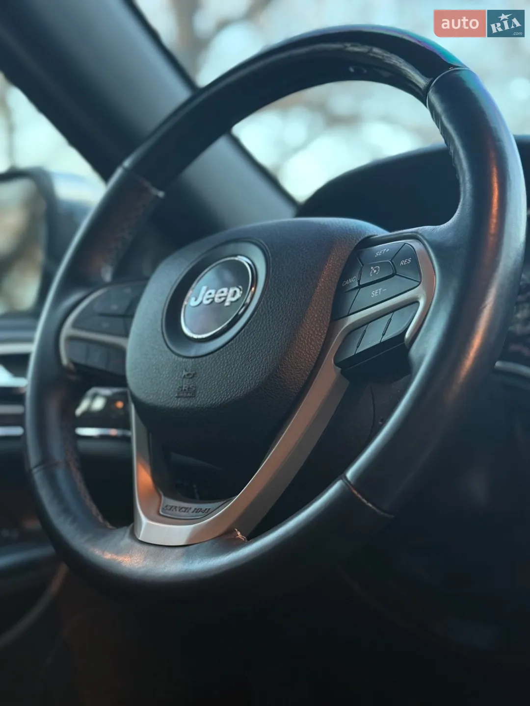 2016 Jeep Grand Cherokee - мініатюра 23