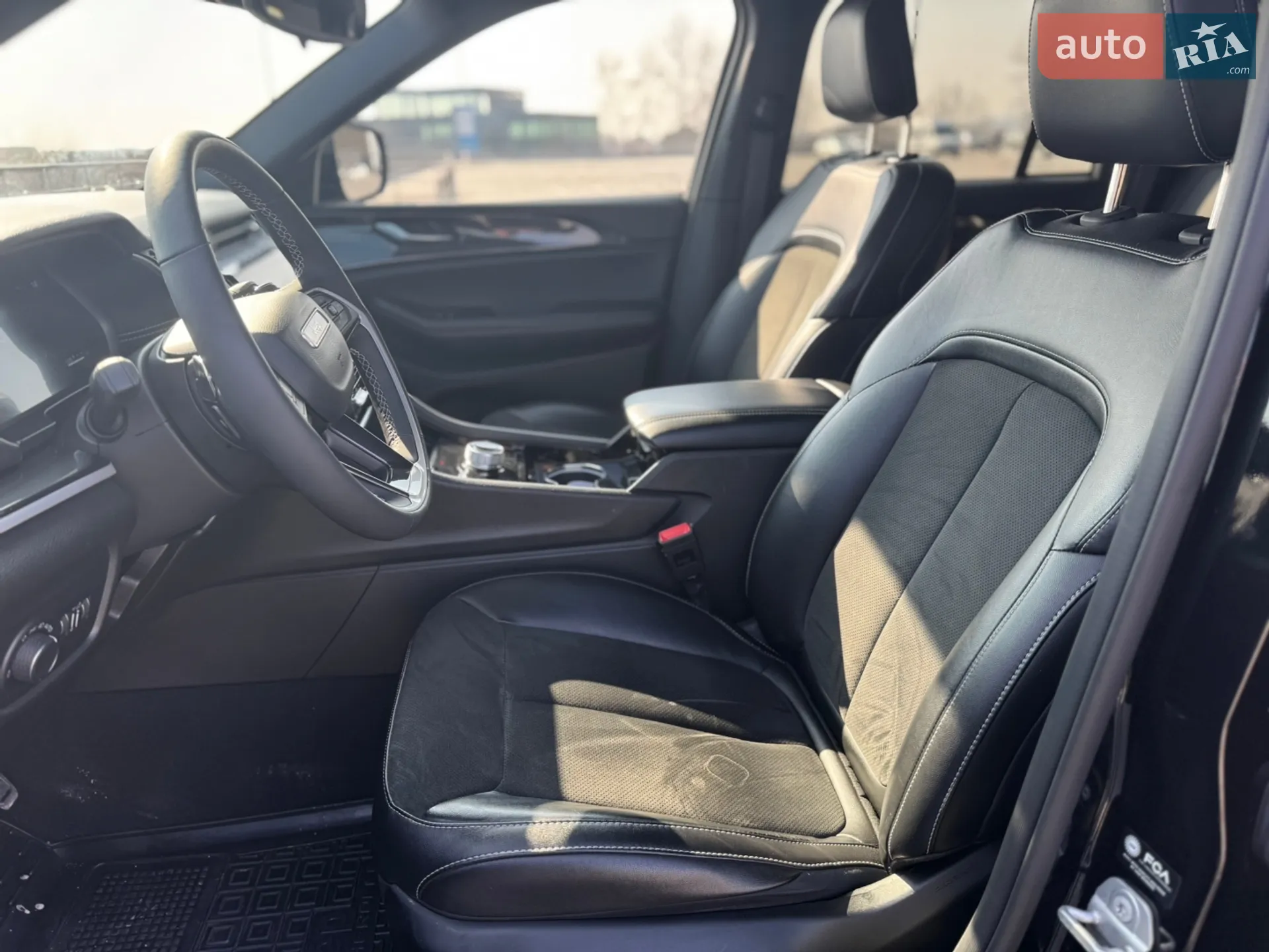 2022 Jeep Grand Cherokee - мініатюра 10