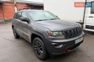 Внедорожник / Кроссовер Jeep Grand Cherokee 2018 в Киеве
