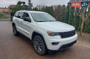 Внедорожник / Кроссовер Jeep Grand Cherokee 2020 в Львове