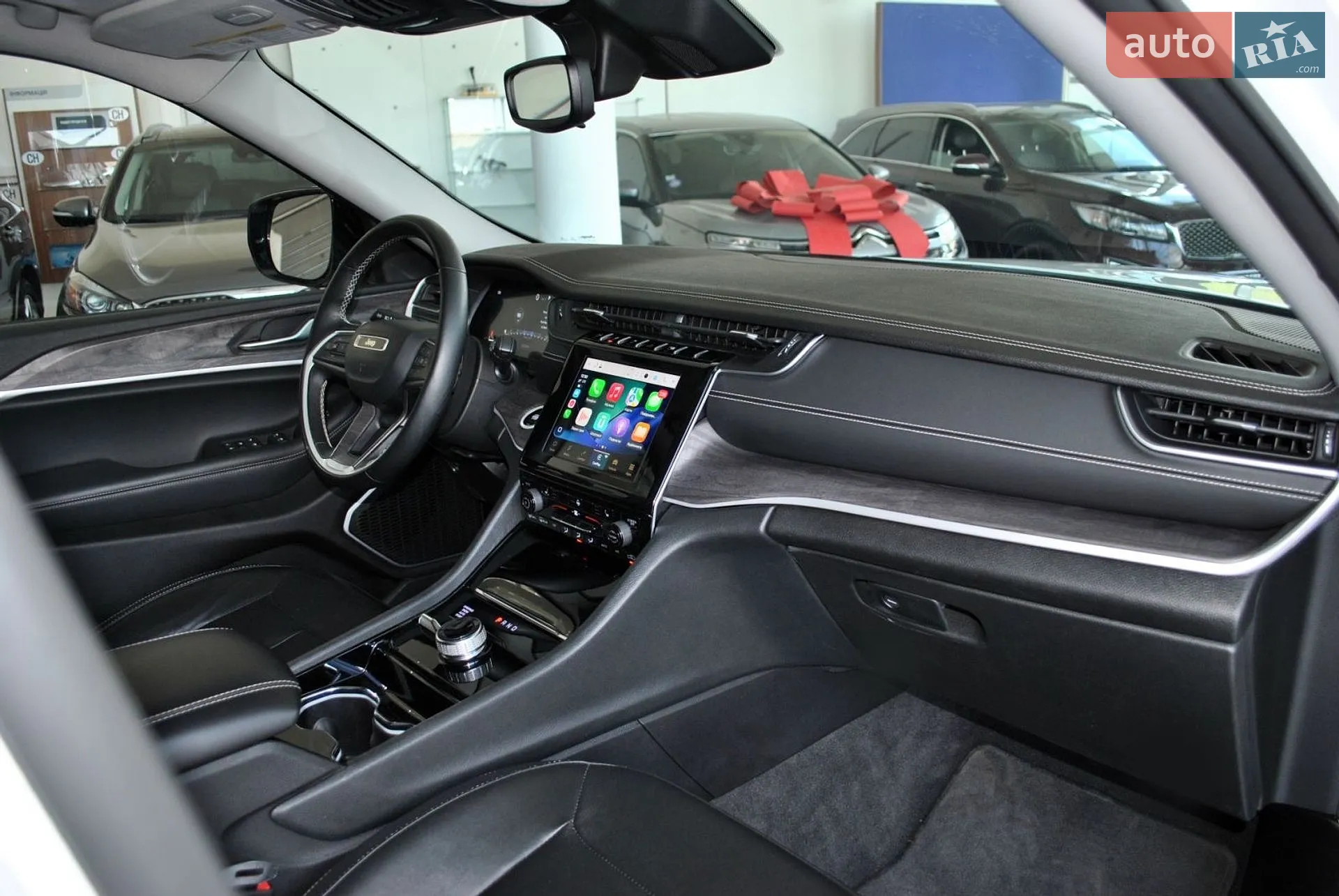 2022 Jeep Grand Cherokee - мініатюра 38