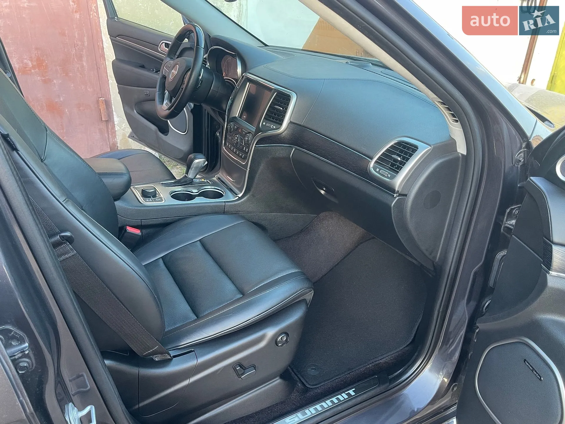 2017 Jeep Grand Cherokee - мініатюра 243