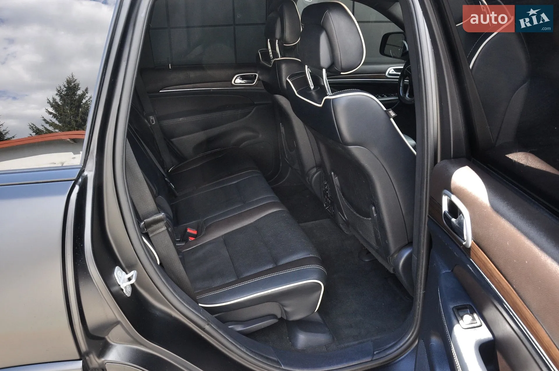 2014 Jeep Grand Cherokee - мініатюра 27