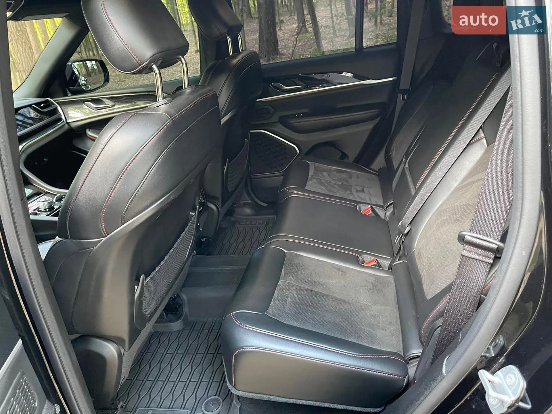 2022 Jeep Grand Cherokee - мініатюра 35