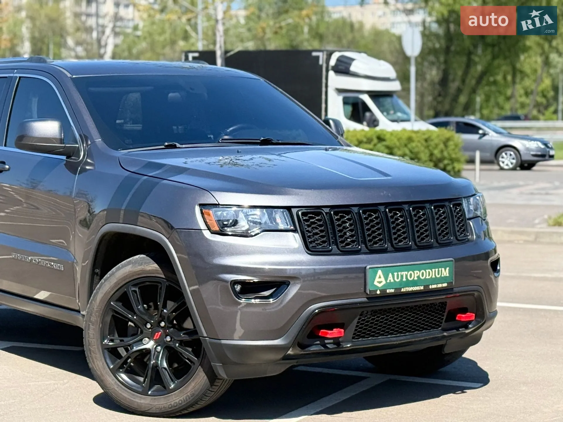 2019 Jeep Grand Cherokee - мініатюра 2