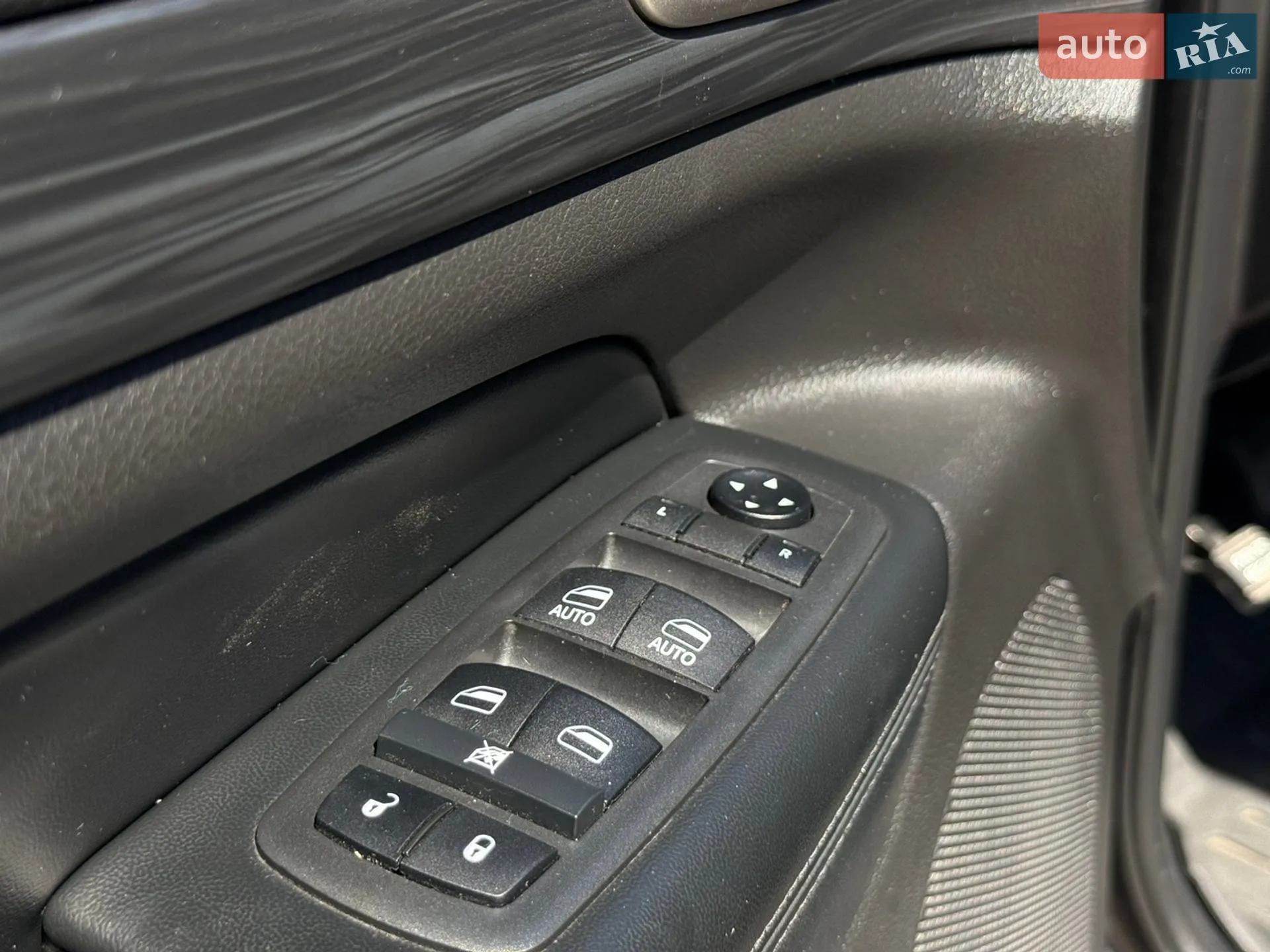 2019 Jeep Grand Cherokee - мініатюра 22