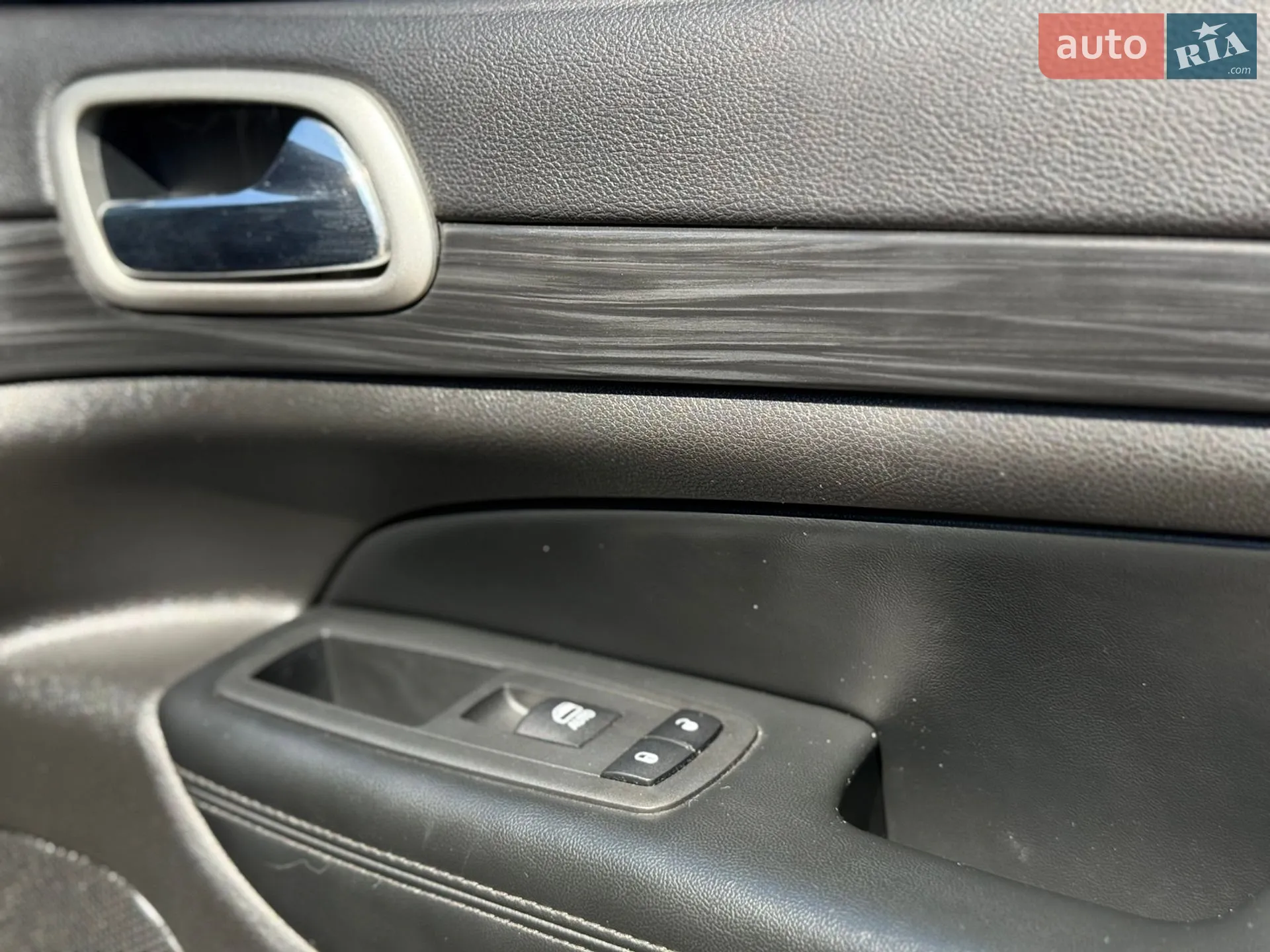 2019 Jeep Grand Cherokee - мініатюра 39