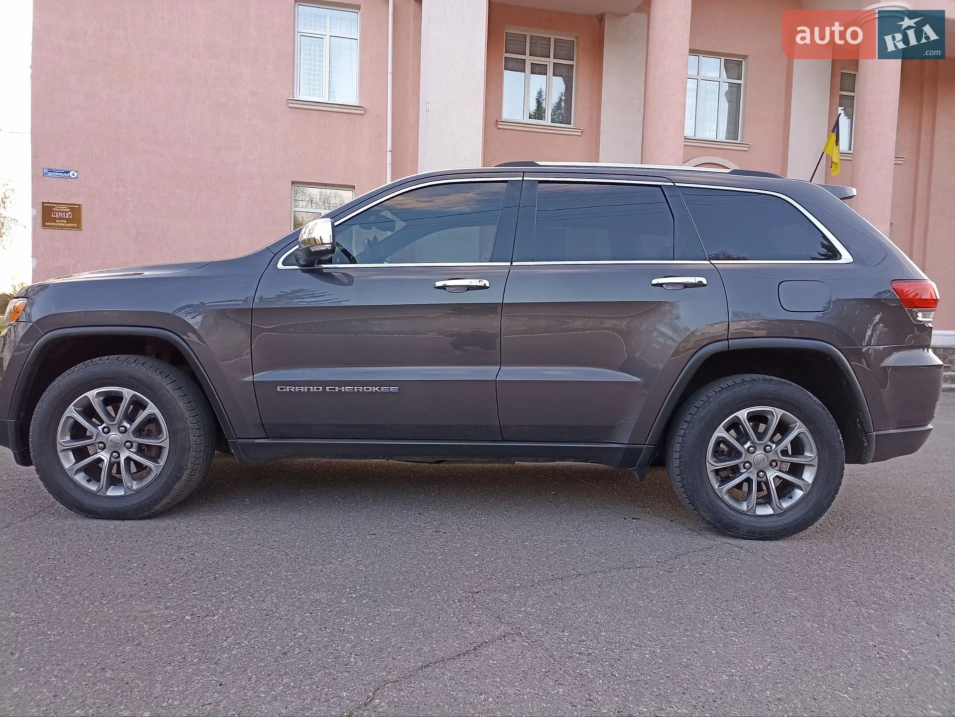 2015 Jeep Grand Cherokee - мініатюра 14