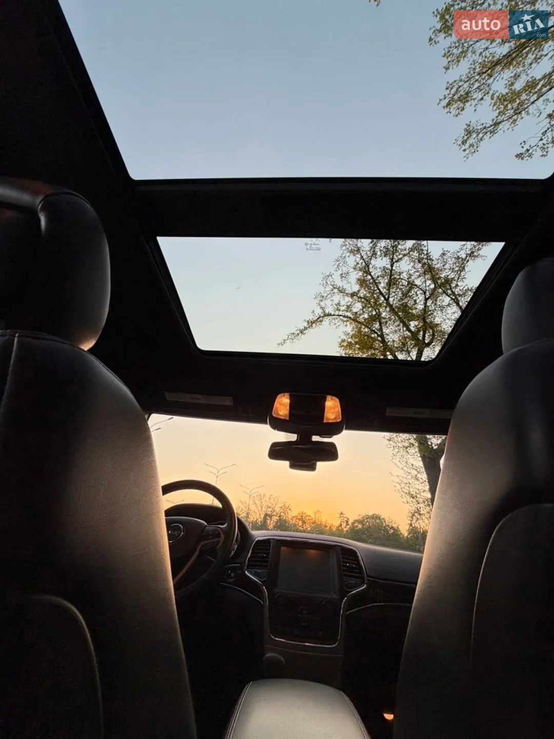 2016 Jeep Grand Cherokee - мініатюра 18