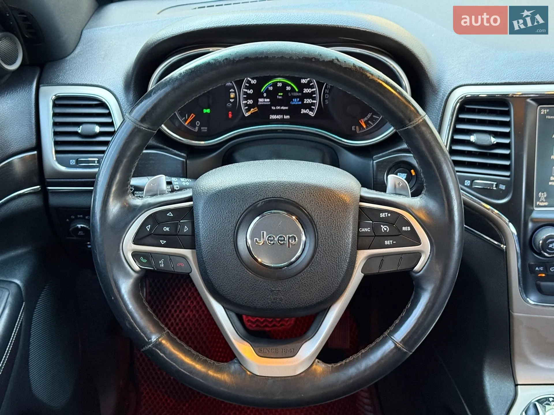 2013 Jeep Grand Cherokee - мініатюра 13