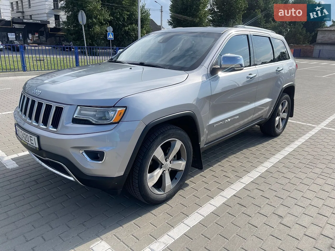 2016 Jeep Grand Cherokee - мініатюра 19