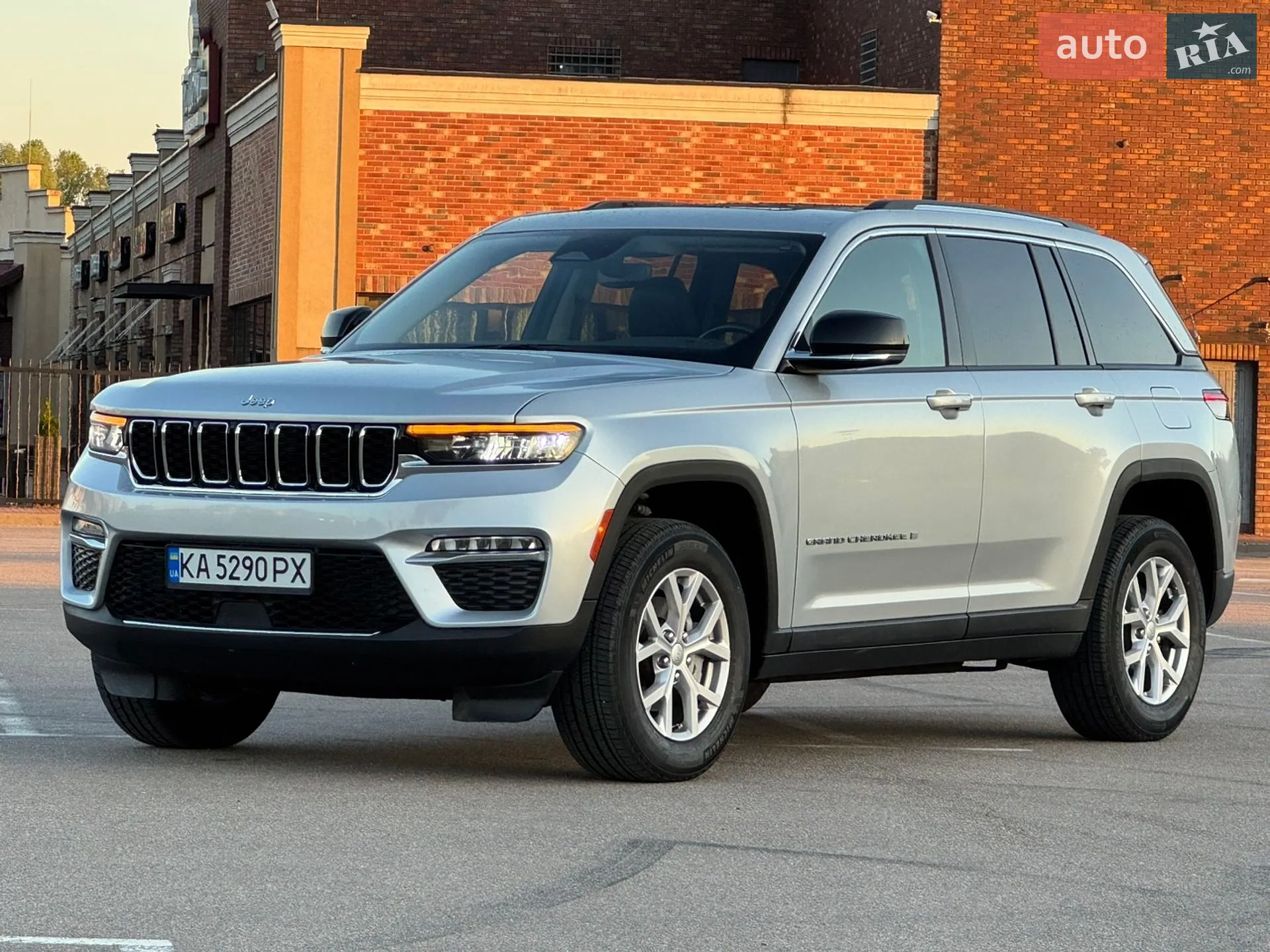 2022 Jeep Grand Cherokee - мініатюра 3