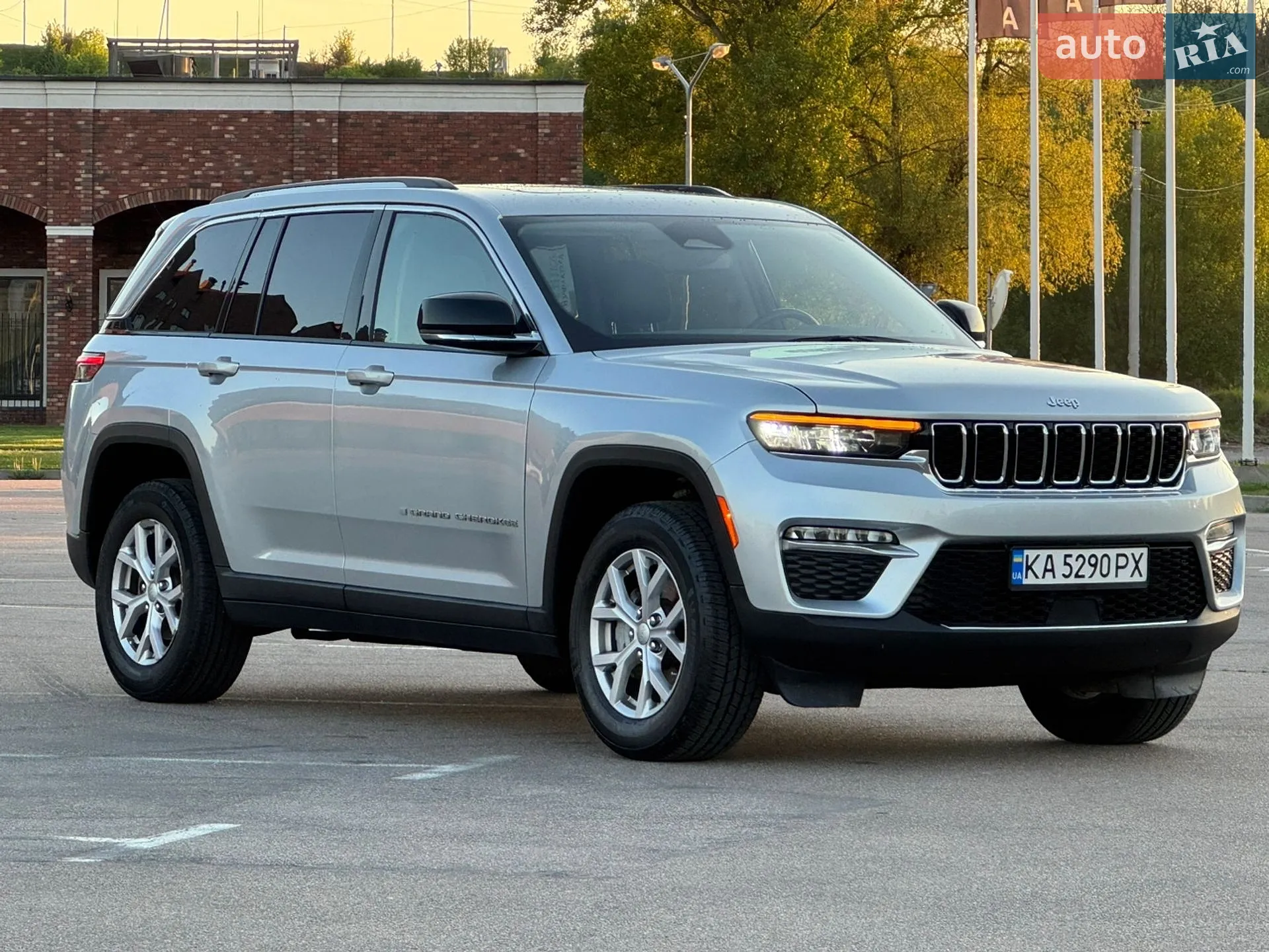 2022 Jeep Grand Cherokee - мініатюра 4