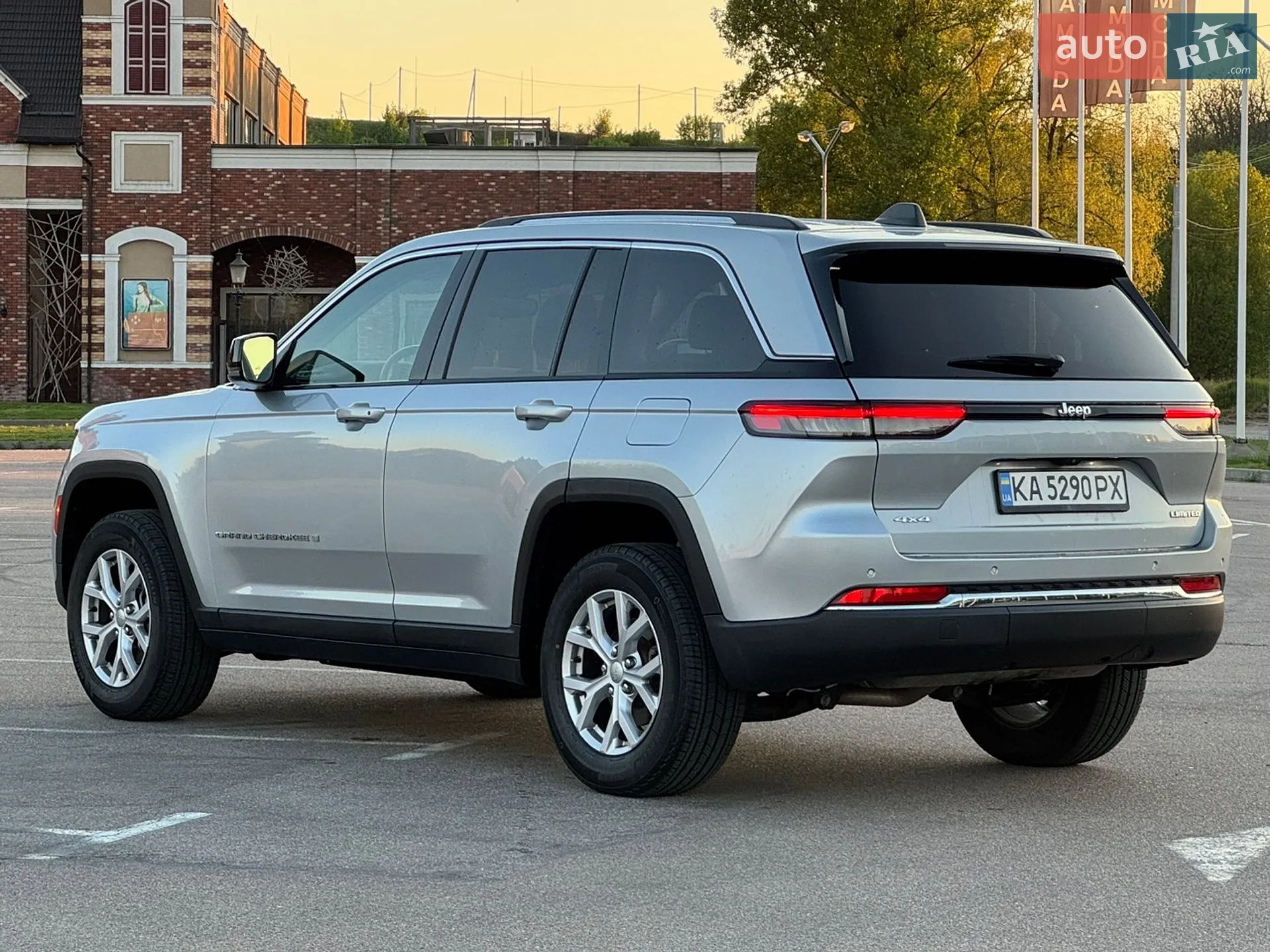2022 Jeep Grand Cherokee - мініатюра 8
